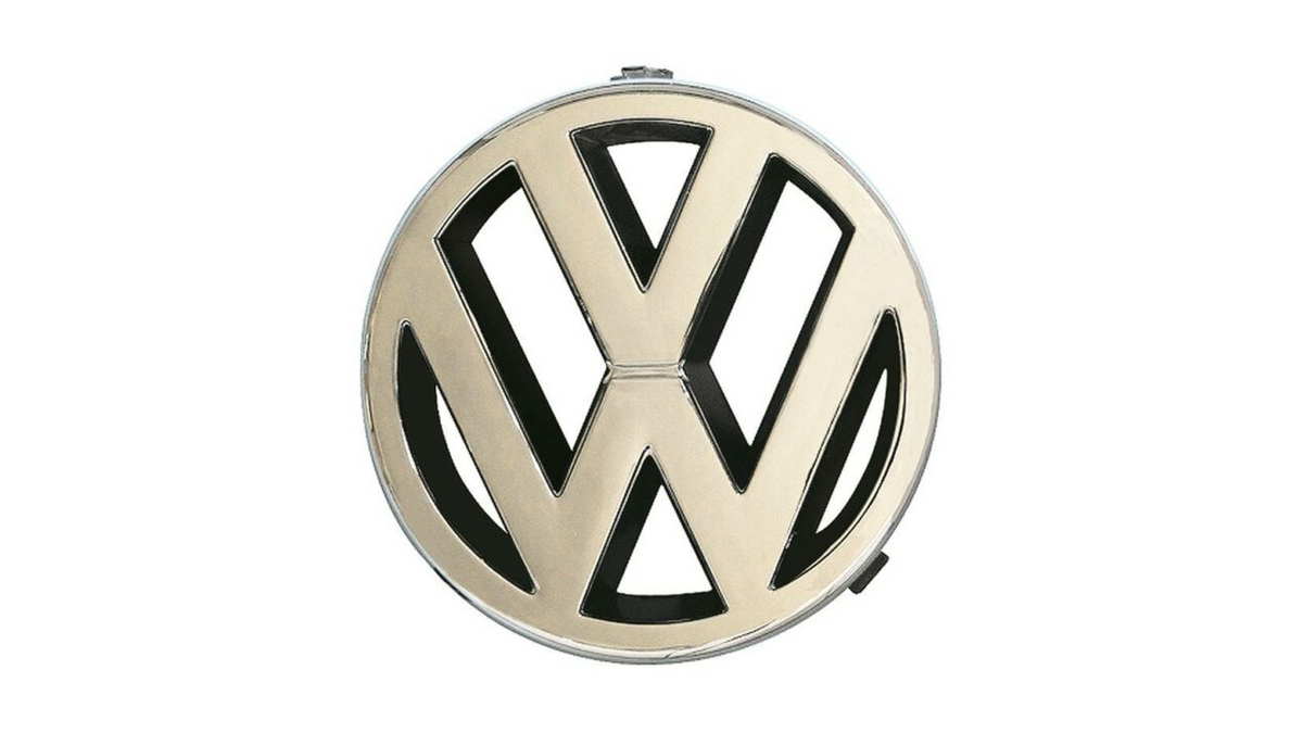 Volkswagen Golf 4 Jetta IV Polo 9N front badge